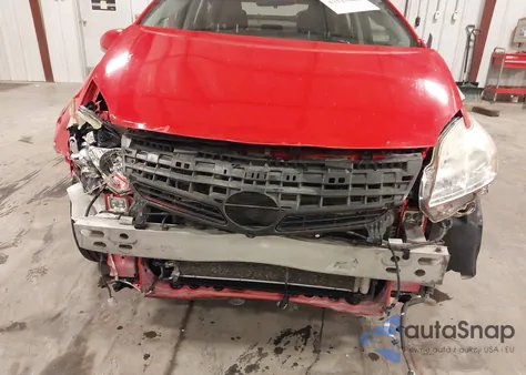 2015 Toyota Prius Persona Series Special Edition z USA, uszkodzony, nr VIN JTDKN3DU6F0400341